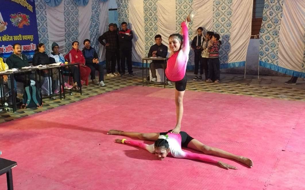 Dehradun dominated in Yogasana