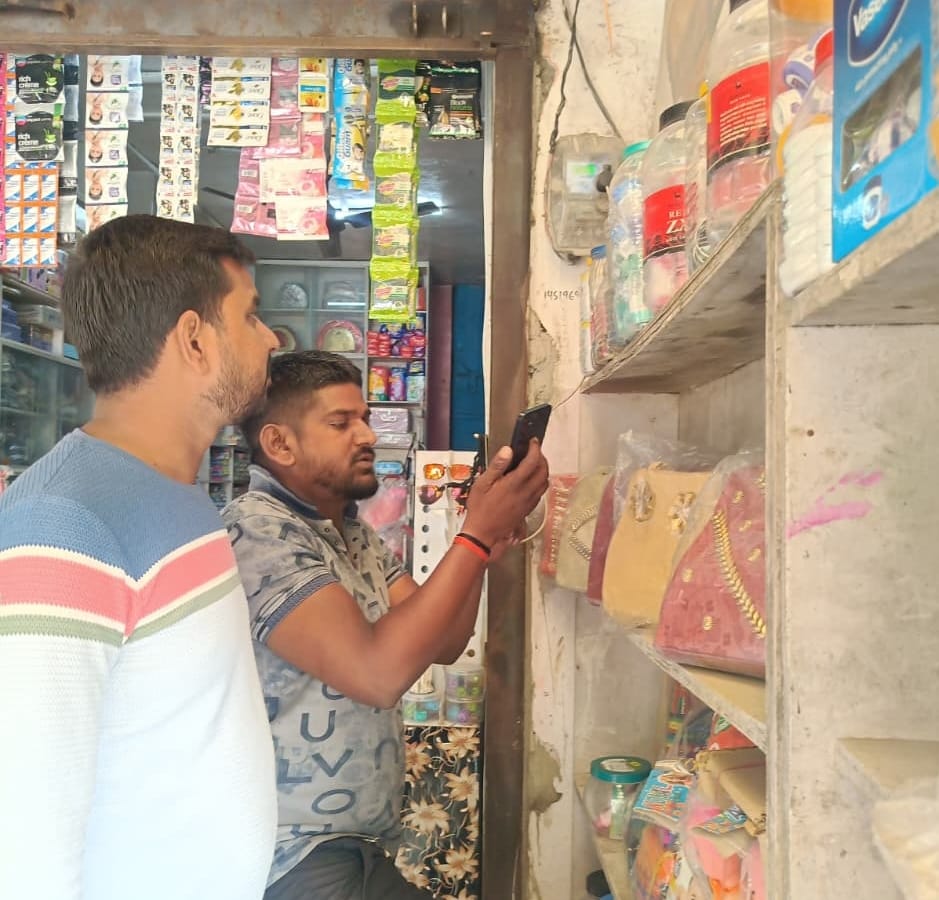 Meter readers will receive the prescribed honorarium only after achieving the target