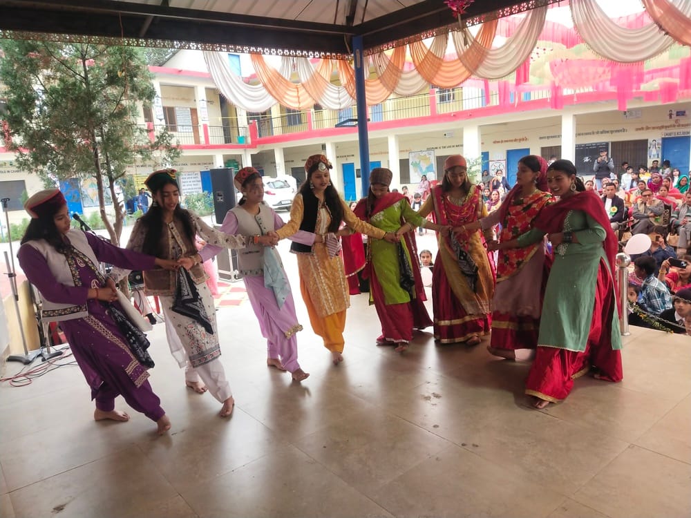 Children performed folk dances, gidda and bhangra and won applause.