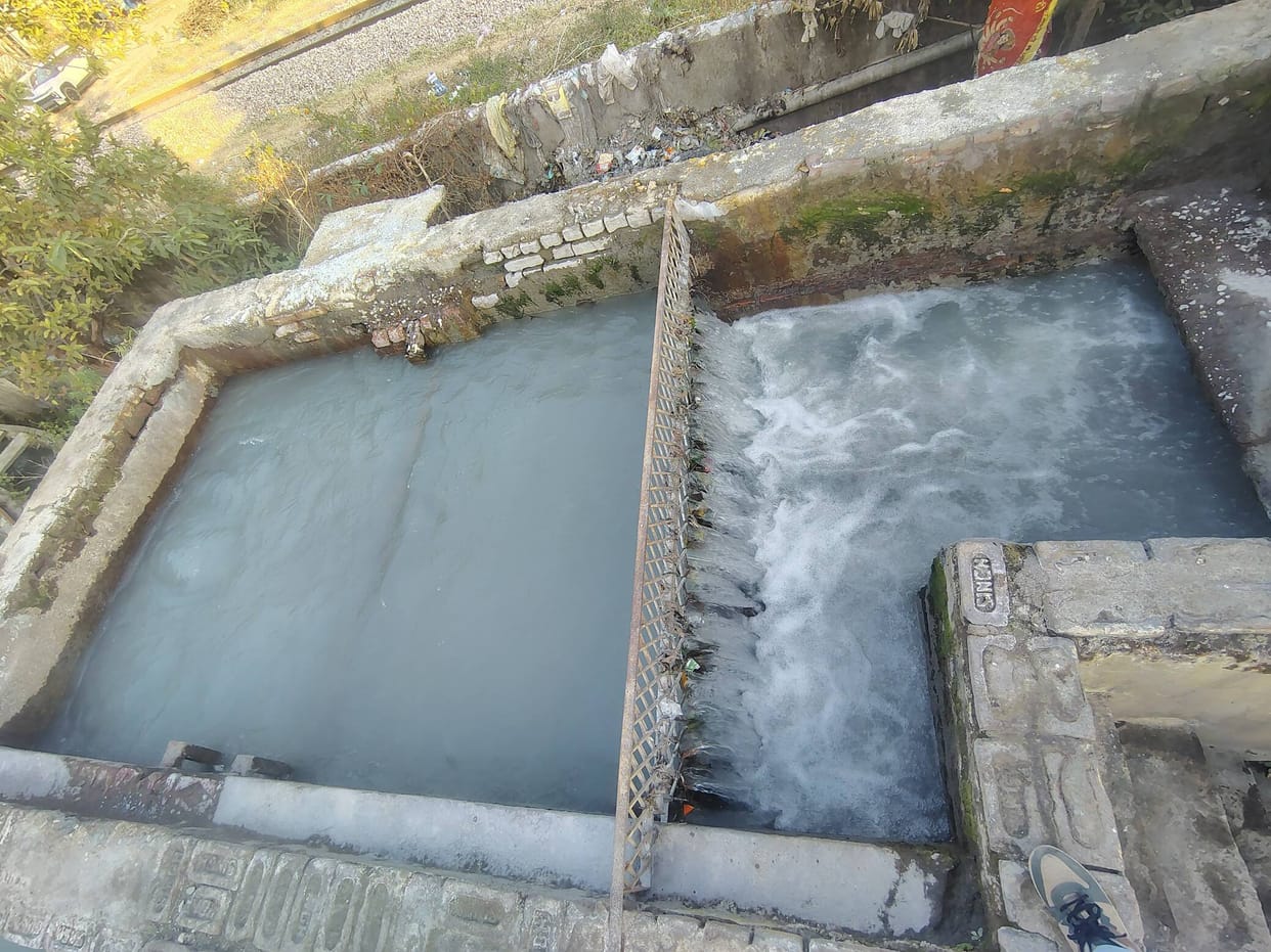 The drinking water supply of a population of two lakhs was contaminated.