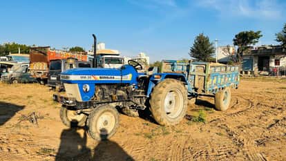 Ajmer News: Big action by Pisangan police station, tractor-trolley seized for illegal sand transportation
