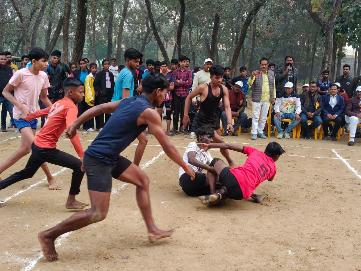 MLA Sports Competition: Pandit Deendayal Upadhyay Nagar team emerged victorious in the volleyball senior boys category.