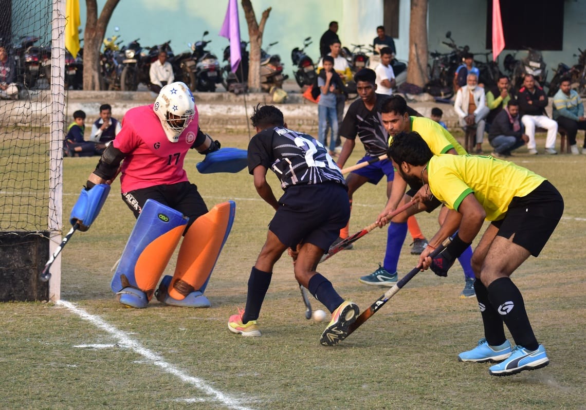 Hockey: The Star XI team emerged victorious.