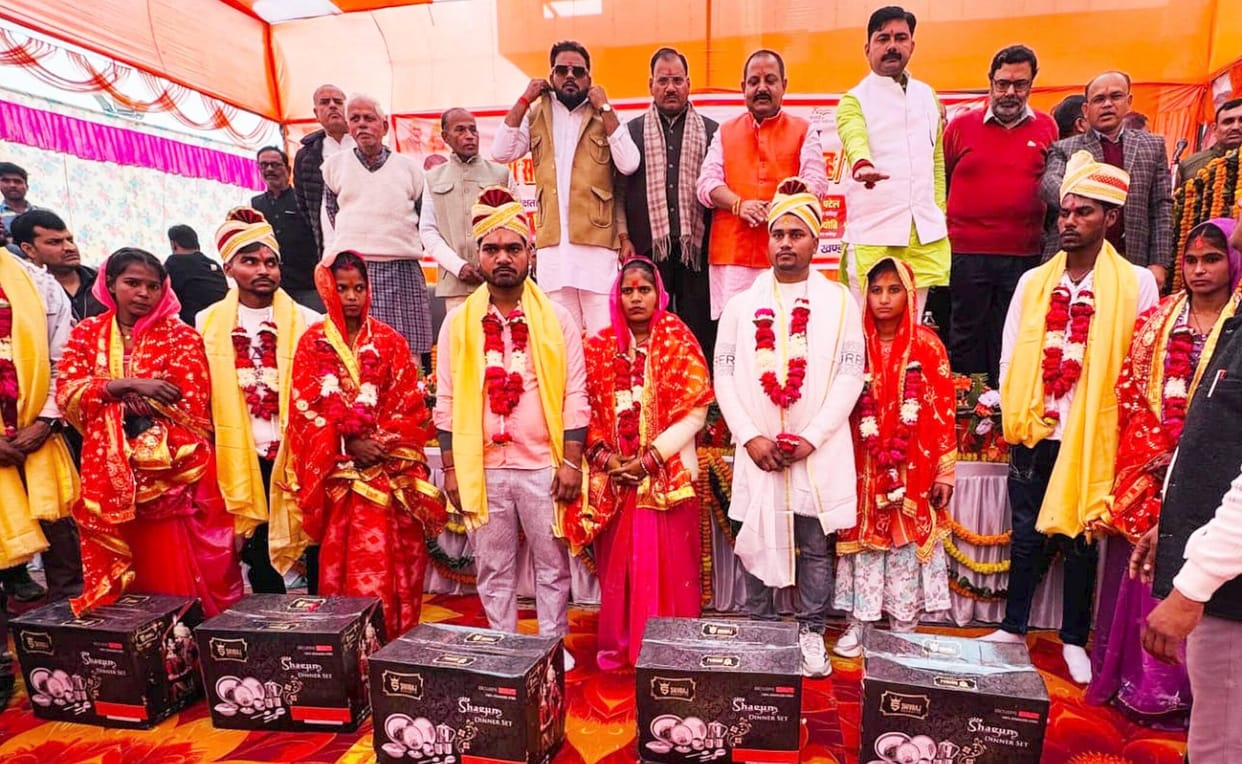 385 couples tied the knot and started a new life.