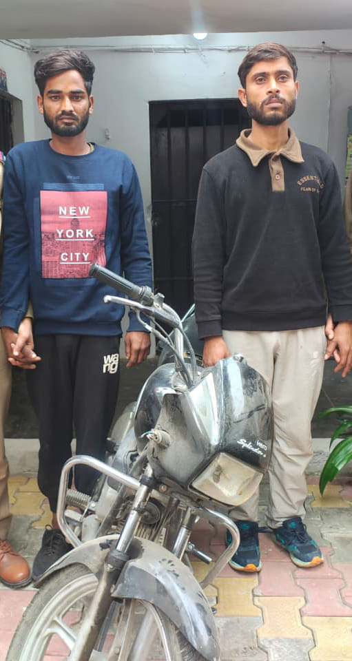 Police arrested the robbers who stole from the garage.