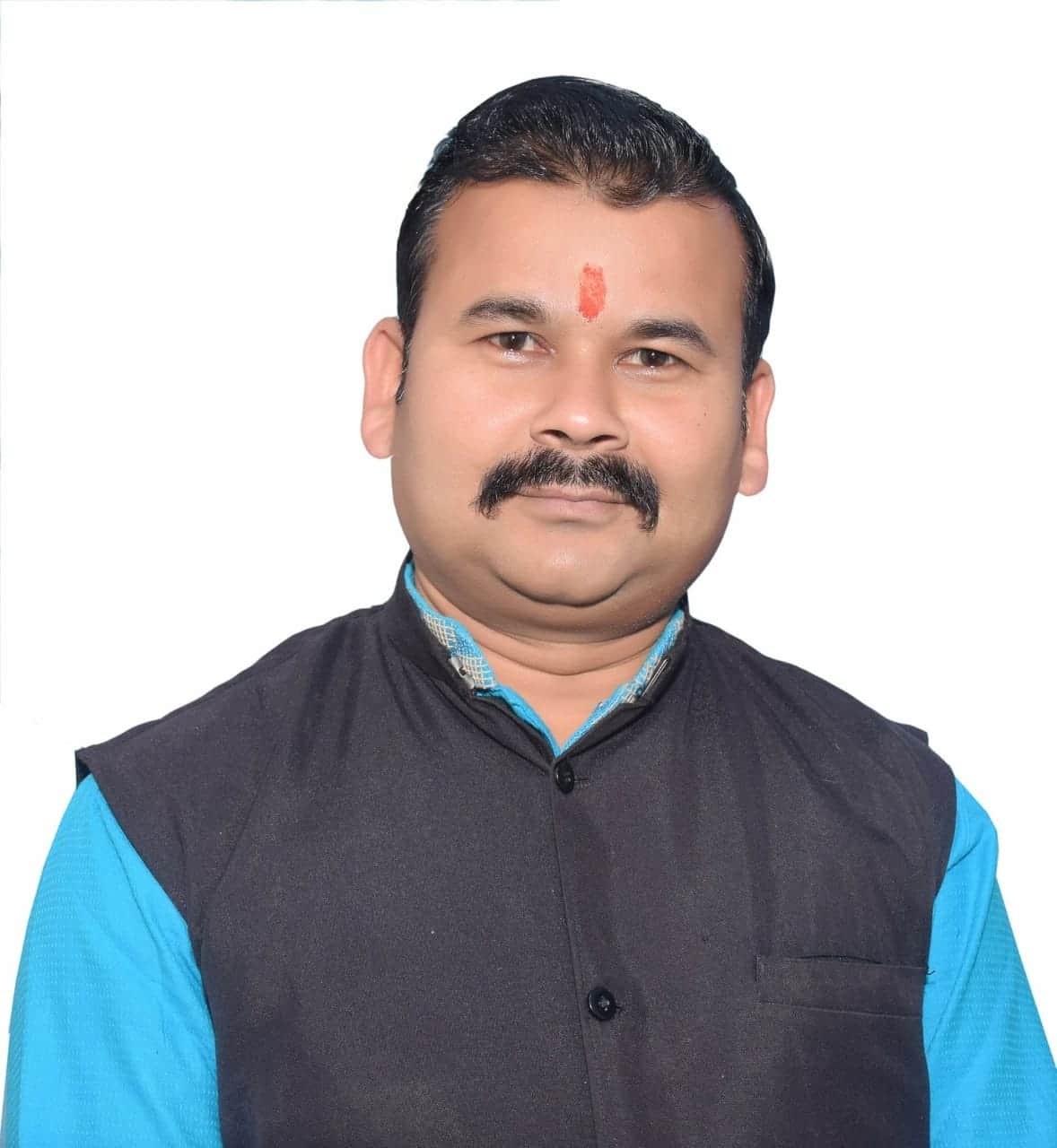 पं. रामदेव मिश्र शास्त्राी।