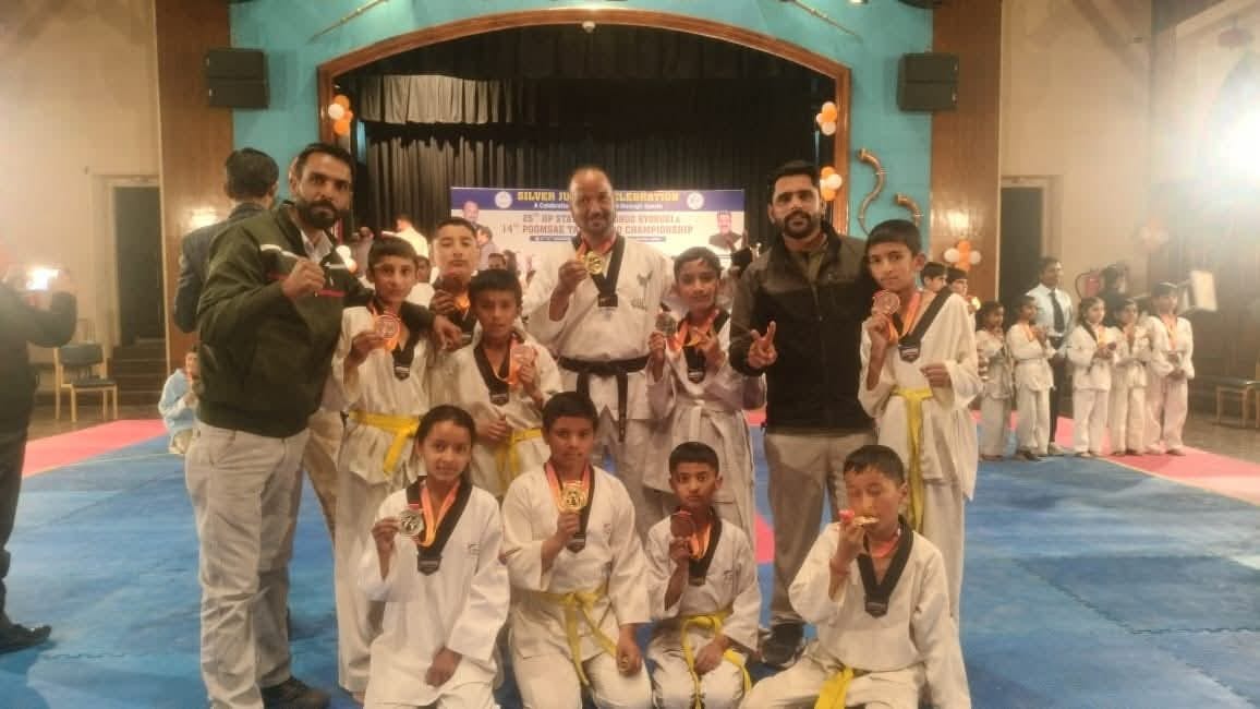 10 players from Rohru shine in state level Taekwondo