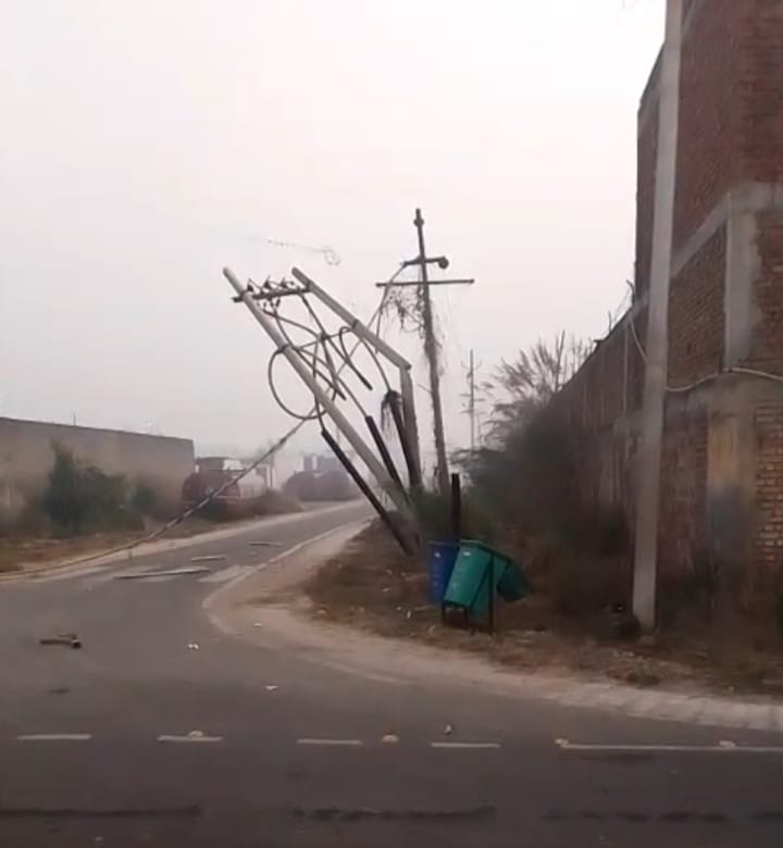 Industrial areas remain in darkness even after 18 hours