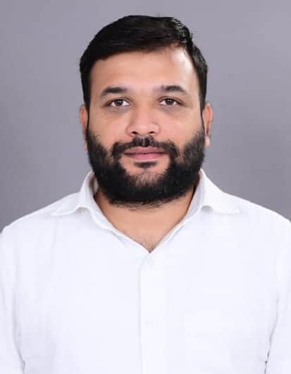 35...डॉ. मनदीप कादियान,फिजिशियन,नागरिक अस्पताल