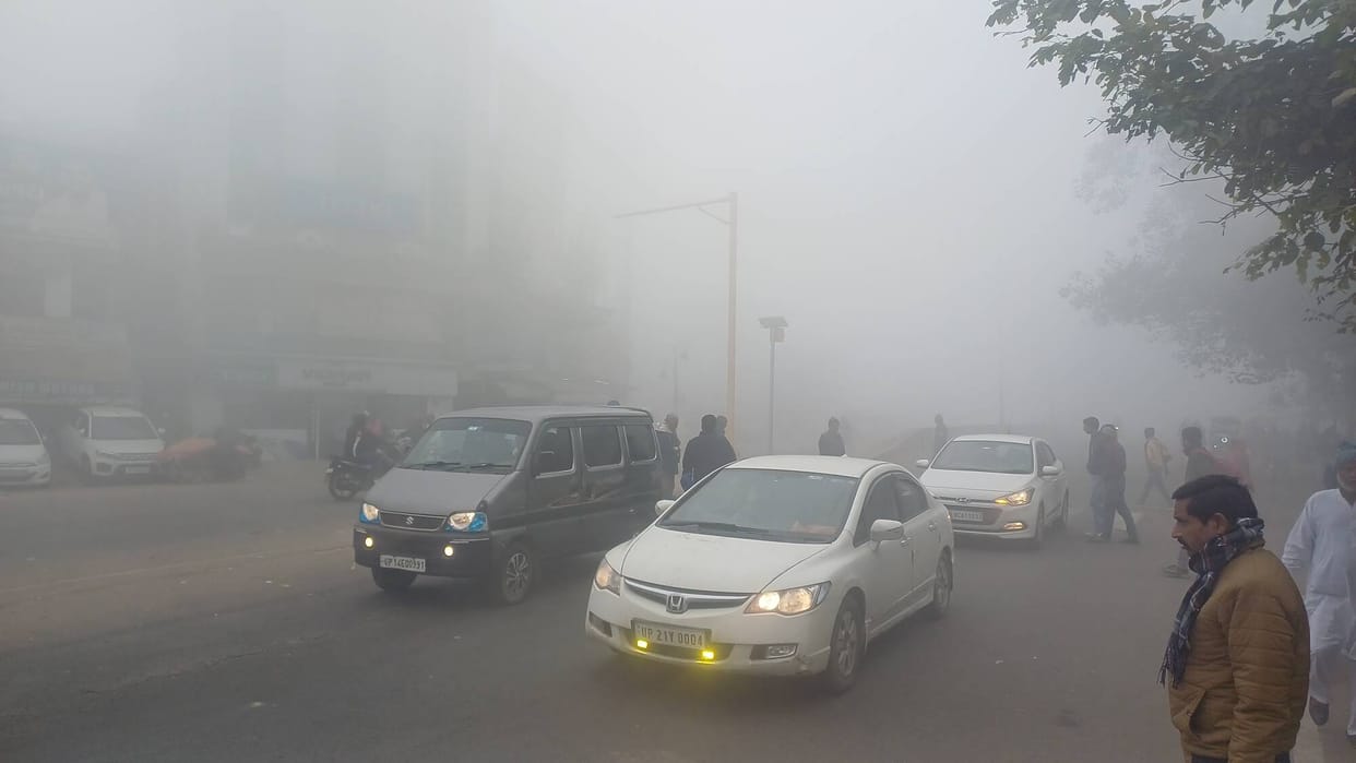 Fog persists for the second day, temperatures drop and pollution rises
