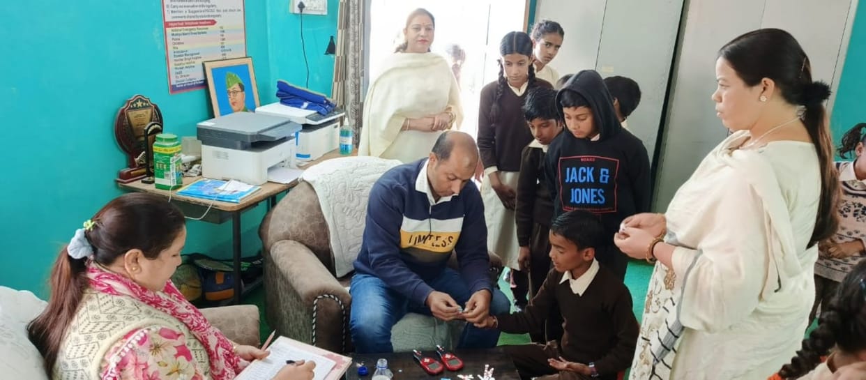 Eight school children referred to medical college, treatment will be free