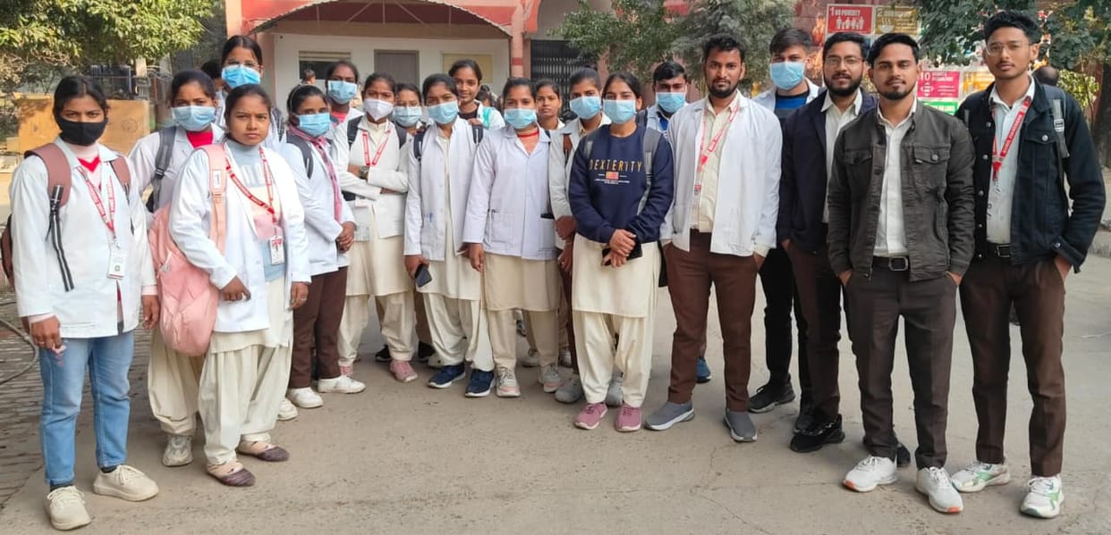Paramedical students did not receive scholarships, appealed to the DM