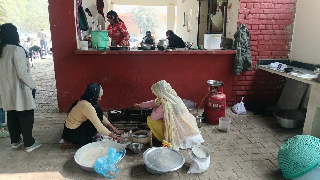 Self-help group's dhaba provides low-cost food