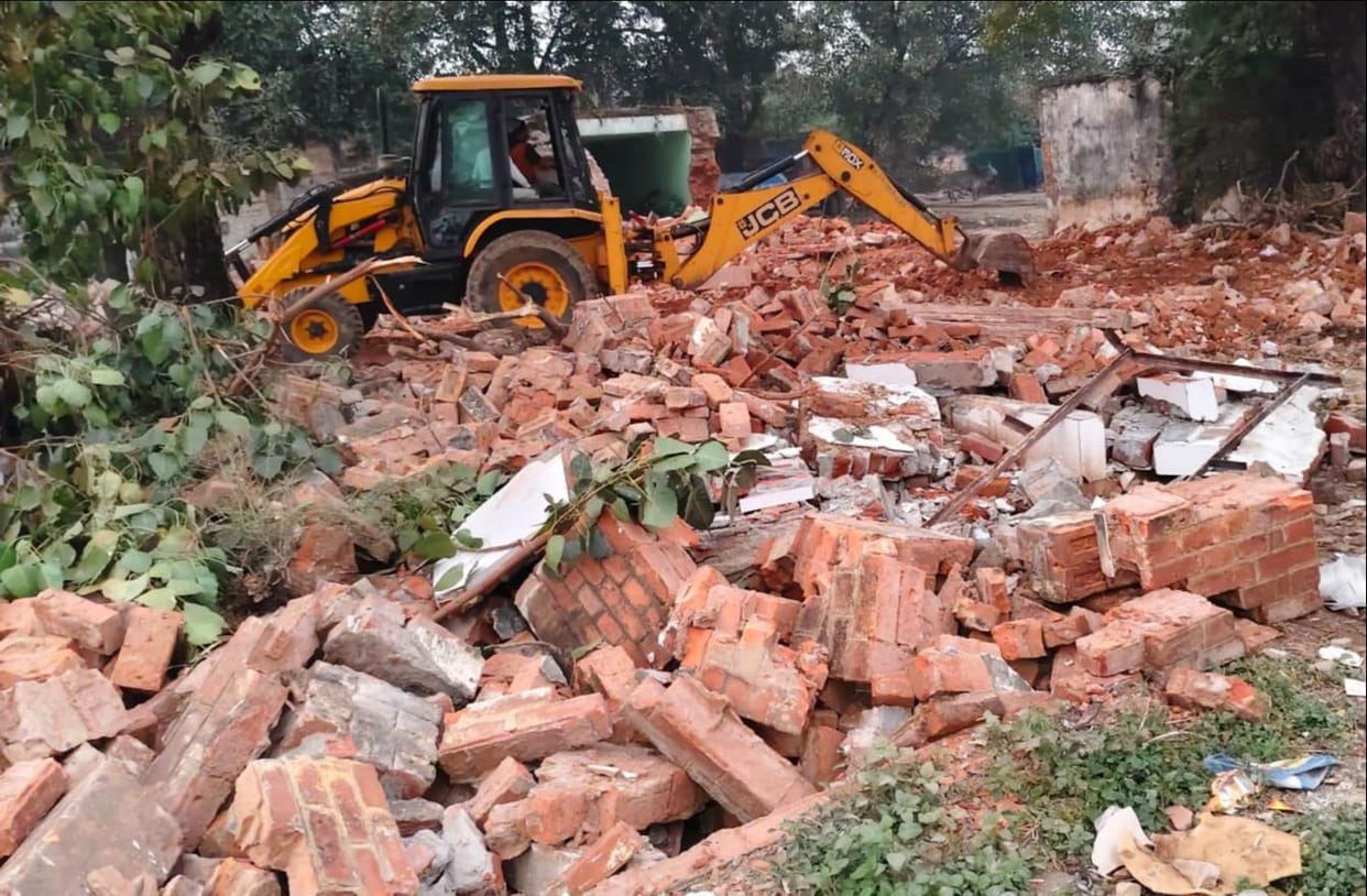 Attempt to occupy 170-year-old police station land
