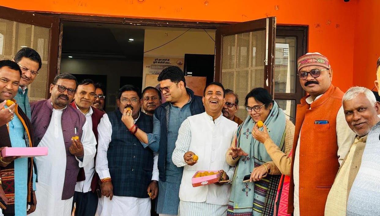 Celebrations were held after Pankaj Chaudhary became the BJP state president.