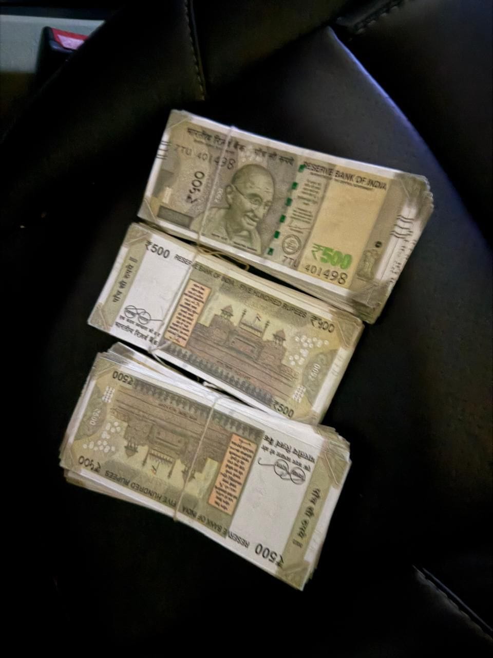 2.90 लाख रुपये के जाली नोट बरामद