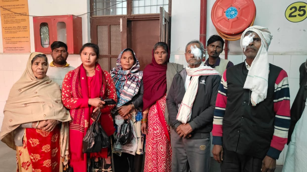 Patients complained about buying eye medicine from outside the medical college.