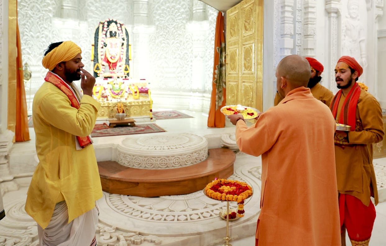 CM Yogi visited Ram Lalla and Hanumant Lalla