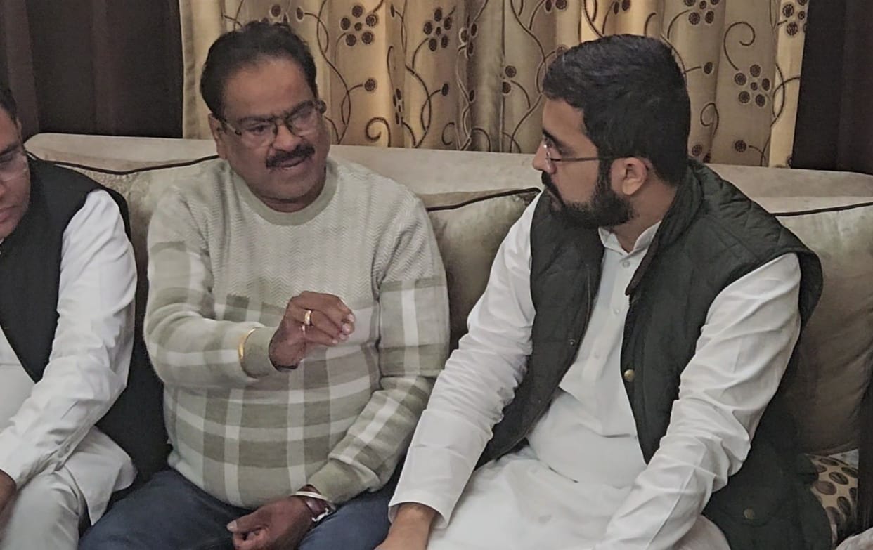 Congress MLA Aditya Surjewala met the victimized businessman and said that law and order have collapsed in Haryana.