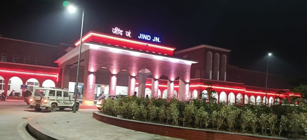 16जेएनडी08-रेलवे जंक्शन जींद, जहां से स्पेशल ट्रेन का आवागमन होगा। संवाद