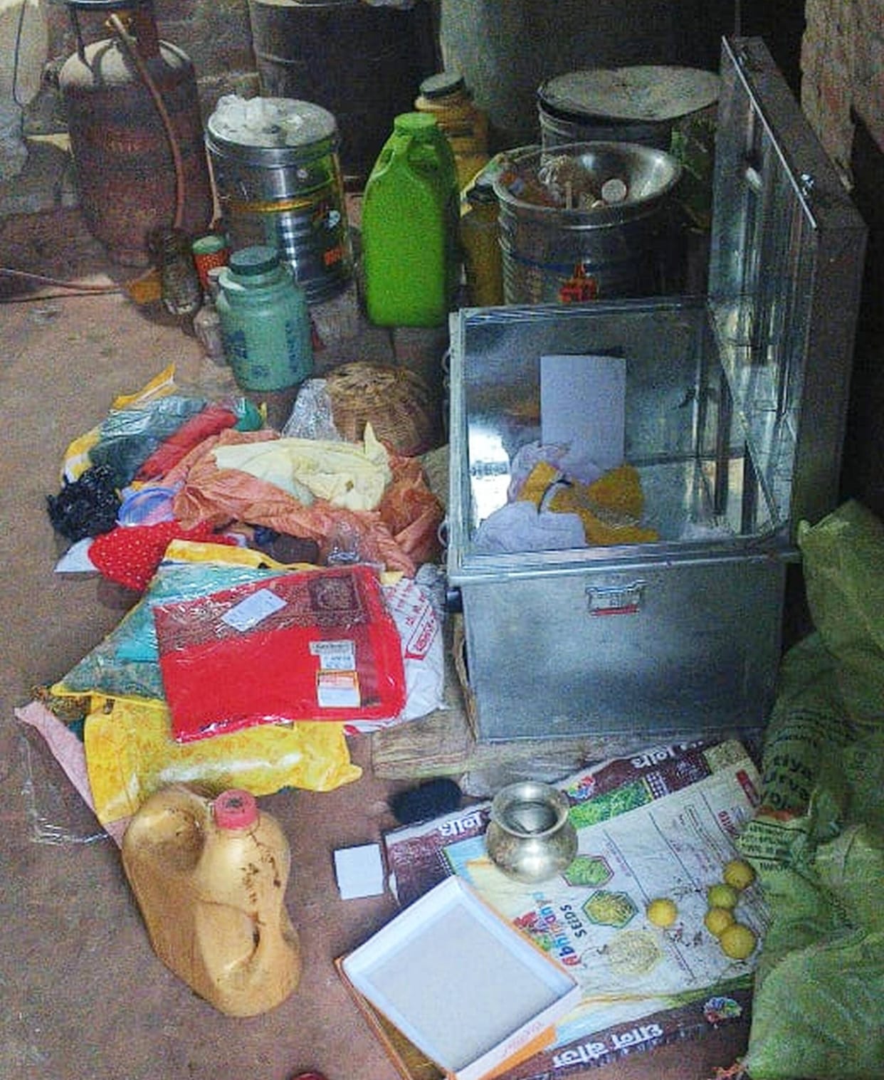 Thieves entered through an open door and stole jewellery worth Rs 2 lakh, including Rs 9,000 in cash.