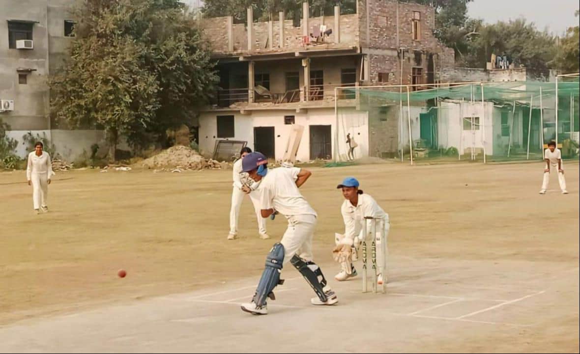फोटो-24- ट्रायल मैच के दौरान बल्लेबाजी करतीं बालिका खिलाड़ी। स्रोत:एसोसिएशन
