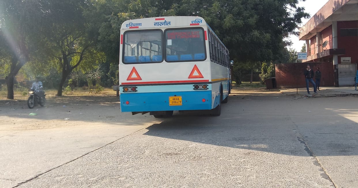 Five booths will be built at the Mahendragarh bus stand, and buses will be readily available for Ateli, Hakenvi, Sehlang, and Sohla.
