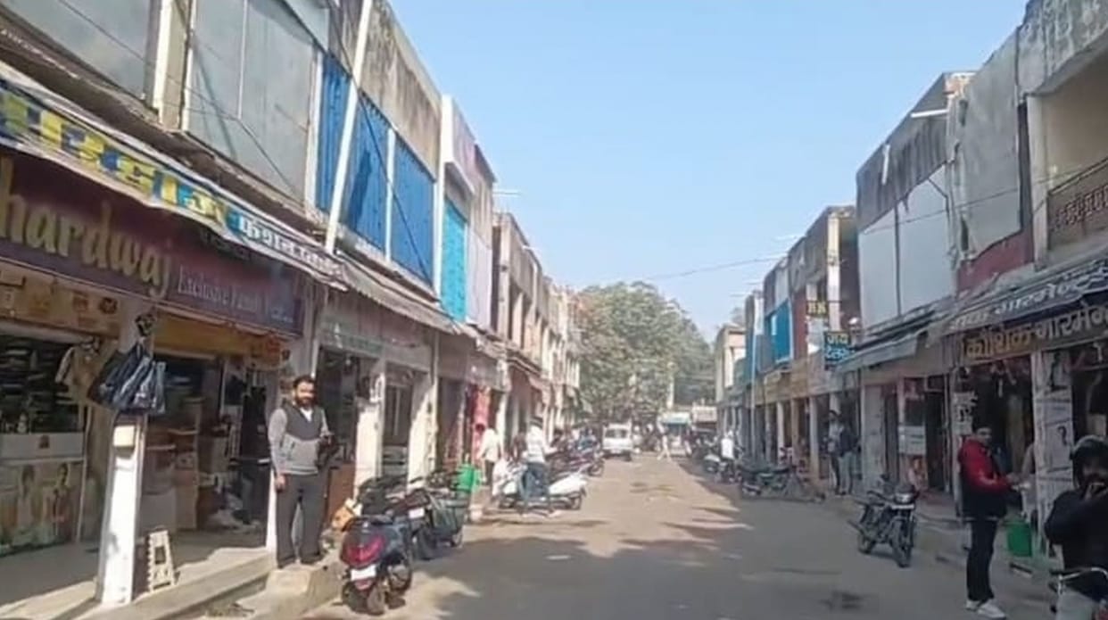 The shopkeepers' voluntary removal of encroachments is commendable: SDM