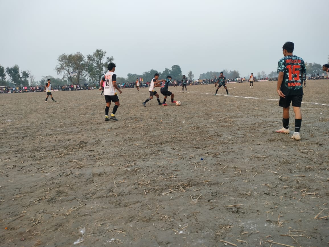 In the opening match, Siwan defeated Ballia.