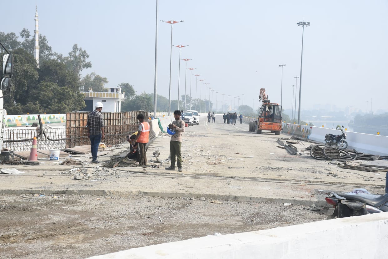 Now the green corridor from Samtamulk to Nishatganj will be able to start from 25th.