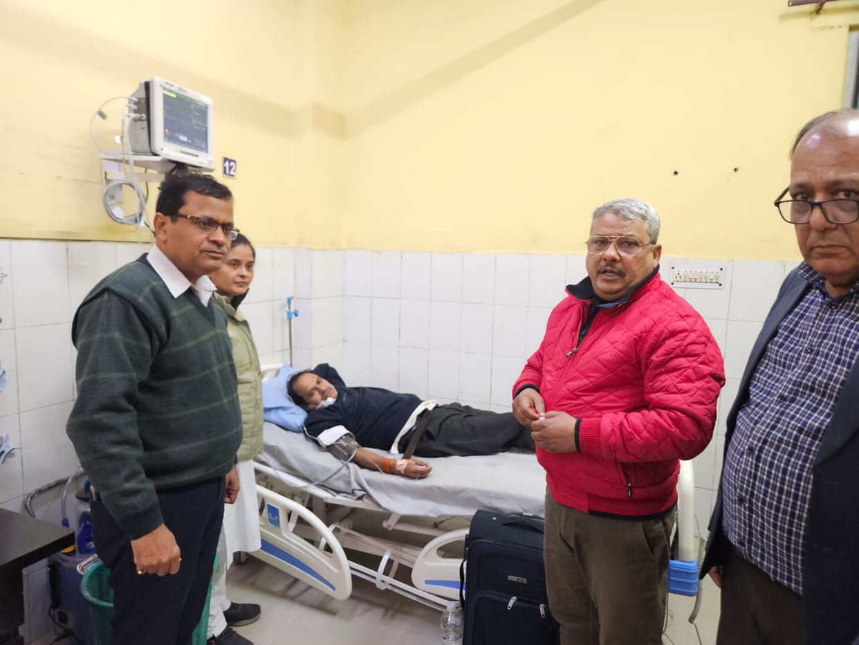 First injection administered to a passenger who fell ill on the train after suffering a heart attack.