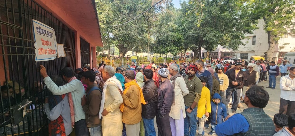 It took 3 hours to reach the medicine counter, 94 patients were turned away due to lack of ultrasound.