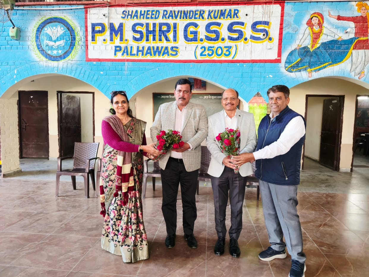 Children were encouraged in Palhawas.
