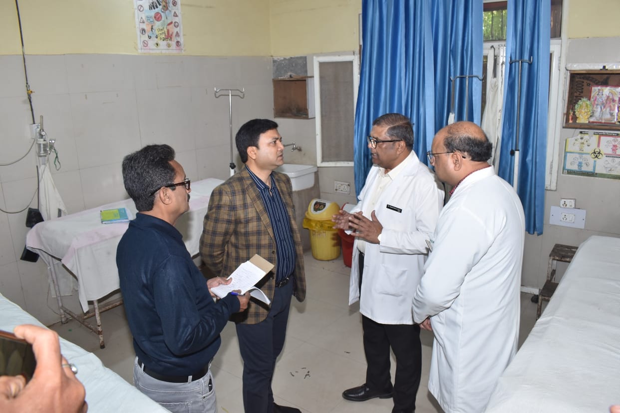 Principal found doctors and staff absent
