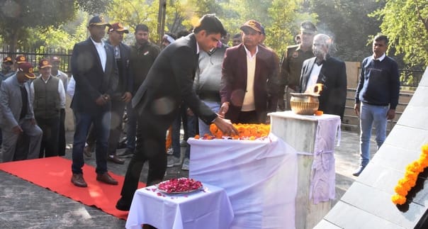 Vijay Diwas is a symbol of the indomitable courage of the soldiers.