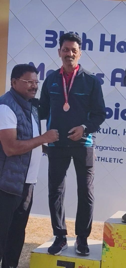 Police won 10 medals in the State Masters Athletics Championship