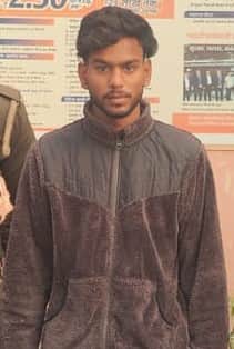 थाना रामचंद्र मिशन पुलिस की गिरफ्त में आरोपी हर्षित वर्मा। स्रोत: मीडिया सेल