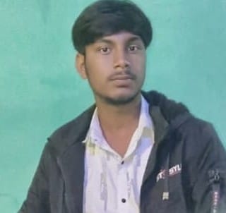 Young man dies in road accident, friend critically injured