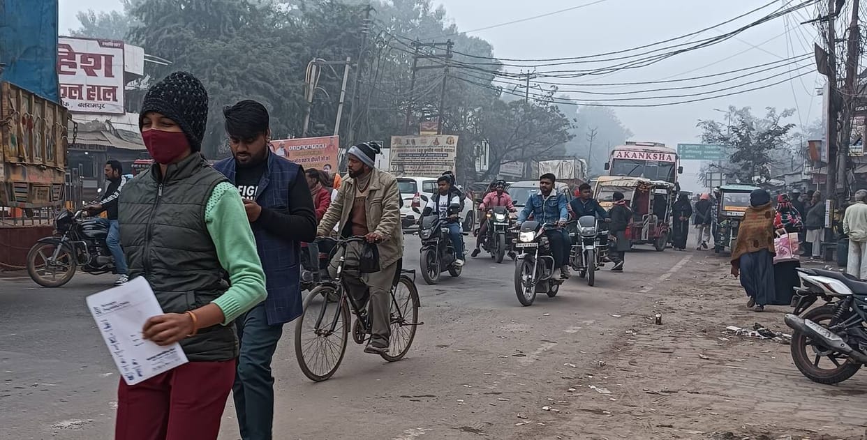 Fog slowed down the speed, and there was piercing cold in the plains