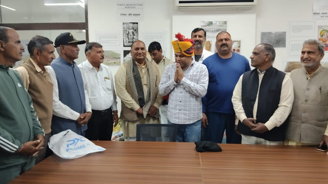 Three villages honored the deputy director of the archaeology department.