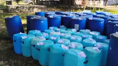 Poisonous liquor worth Rs 25 lakh seized in Morena, 67 drums filled with blue OP recovered