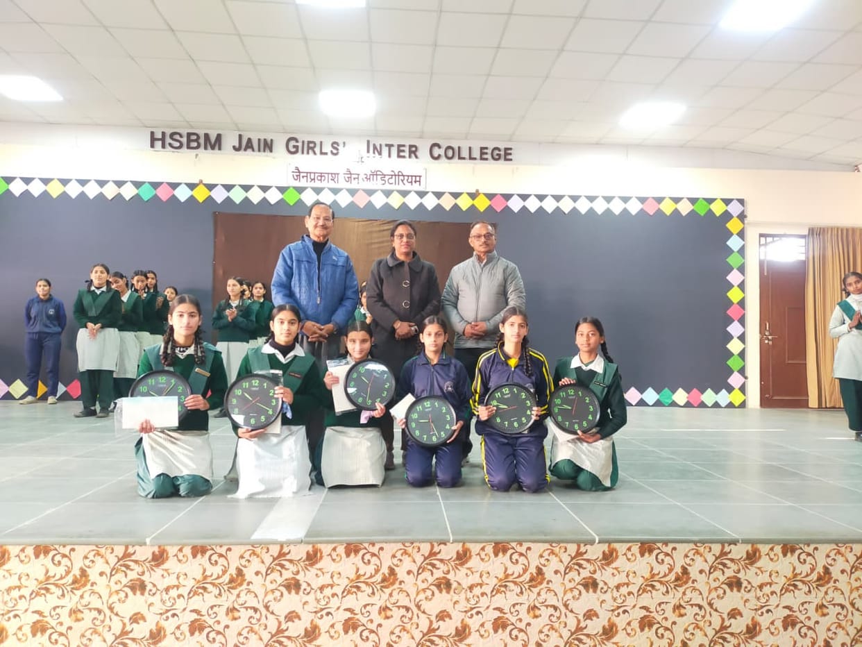 Six meritorious girl students were honoured.