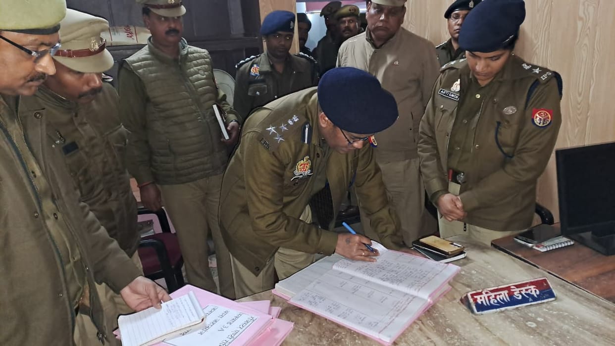 The police station in-charge will be punished if the kidnapping and murder of the child is not solved within three days.