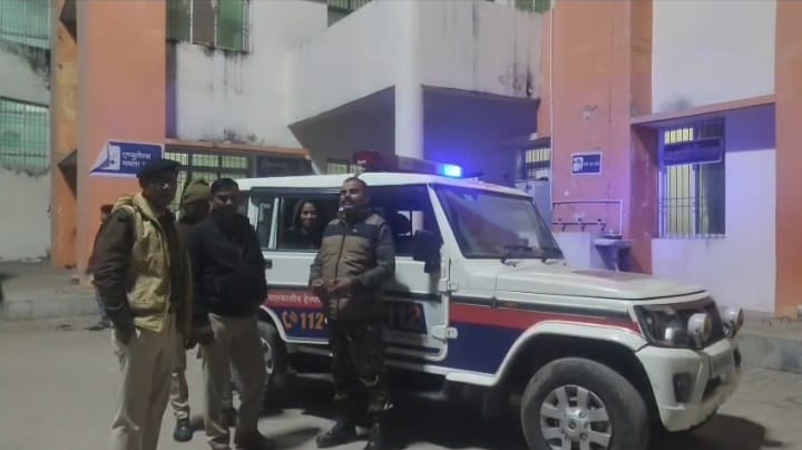Bettiah: Bank employee returning home robbed at knifepoint; miscreants snatched bike, mobile, cash and chain