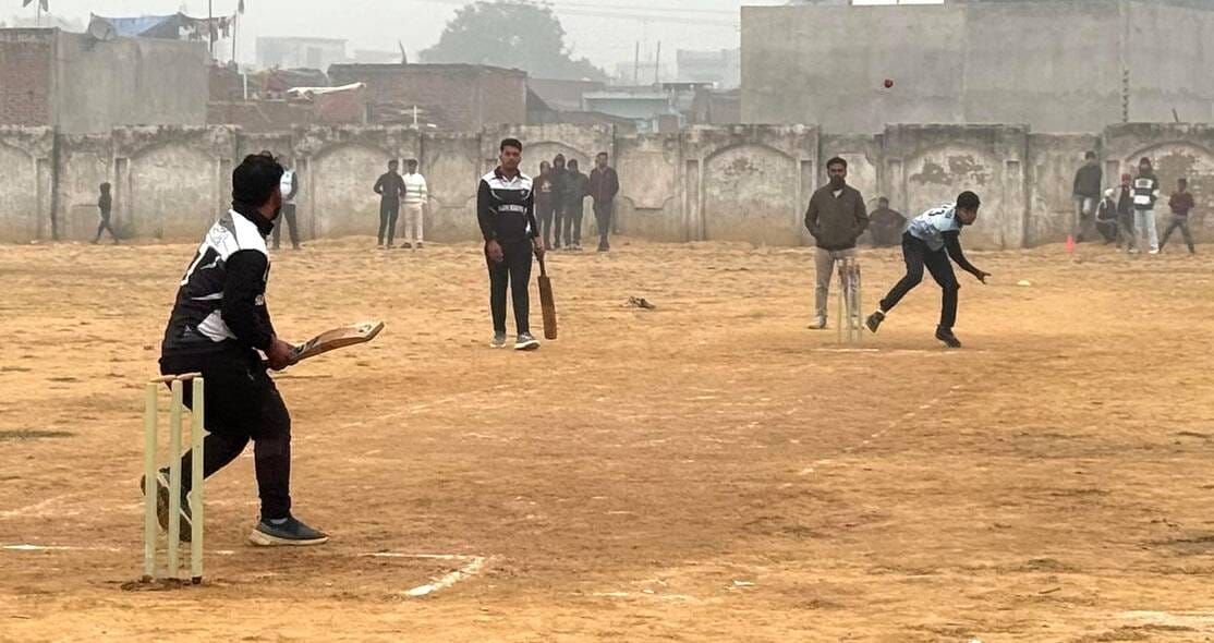 Mohit and Munawar's batting led Nigohi Indians to victory.