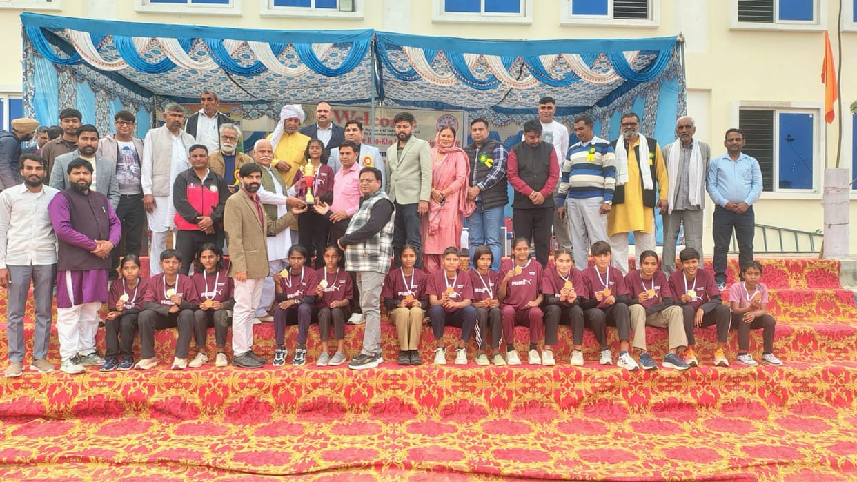 Dadri's team won the bronze medal in the women's category of the state-level Kho-Kho competition