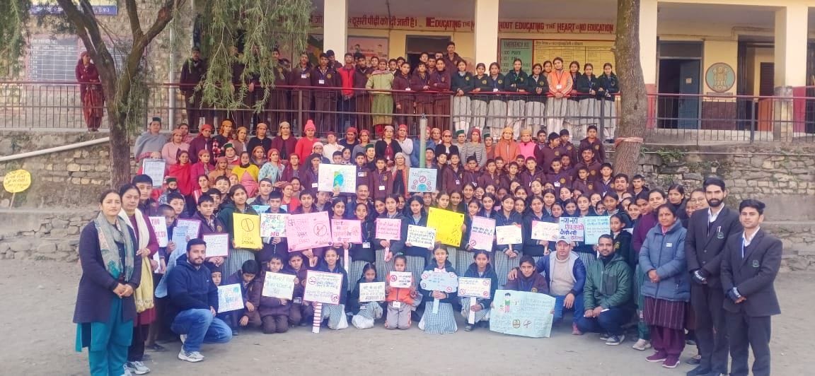 Students and women took out an anti-Chitta rally