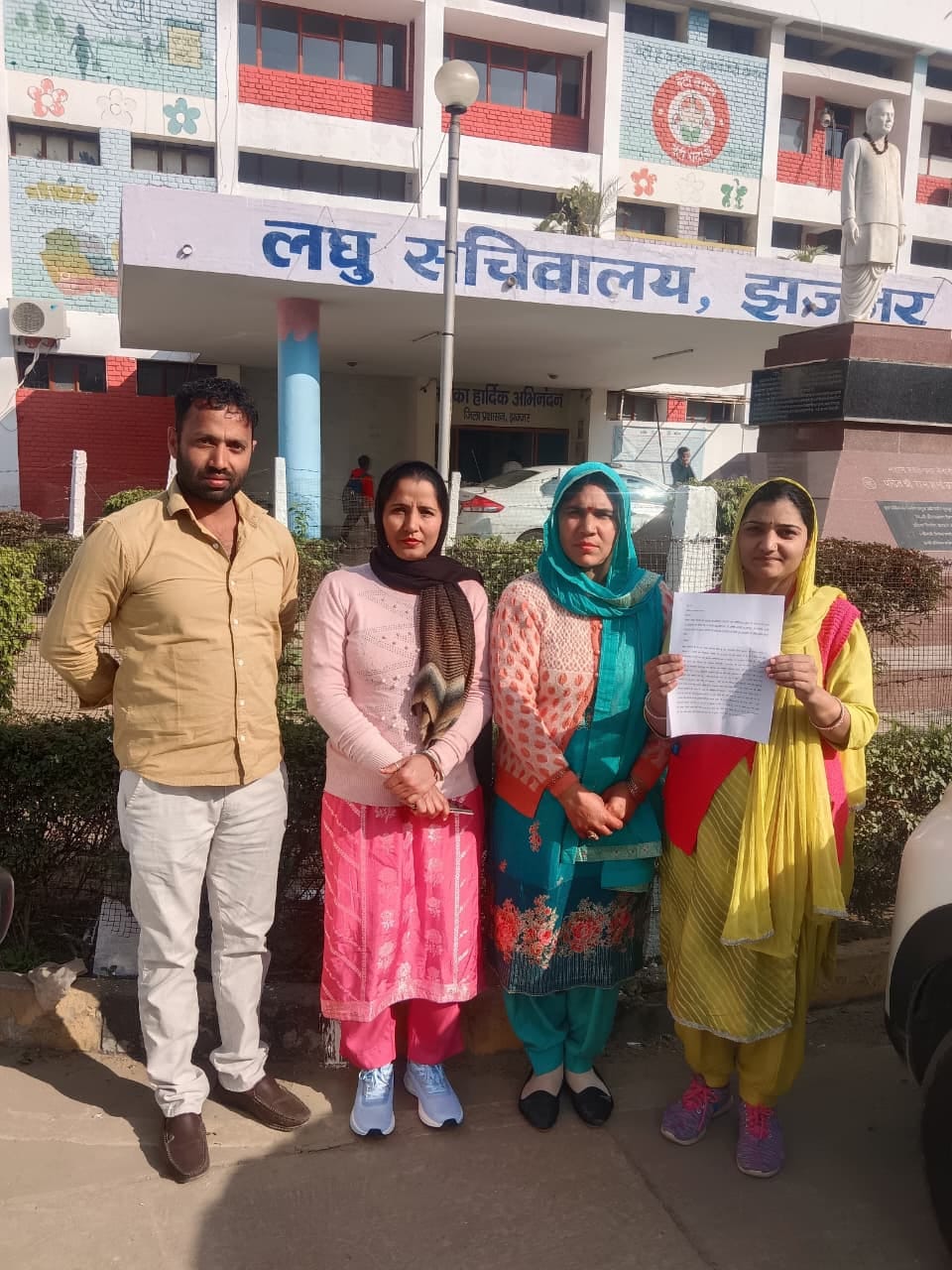 Panchs meet Deputy Commissioner over lack of action against Sarpanch