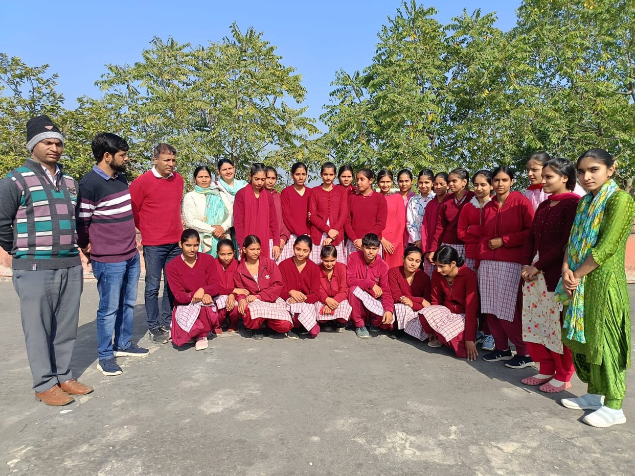 Students visited Dubaldhan College