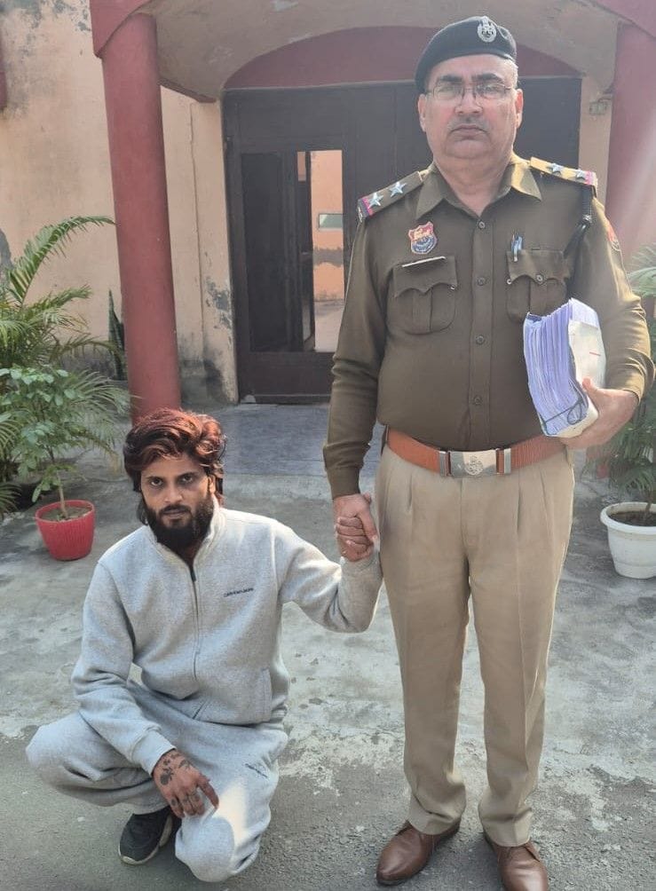The man accused of supplying weapons to the killers of the wrestling arena owner has been arrested.